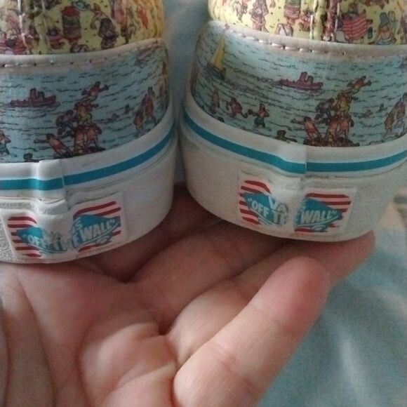 Vans    - Picture 4 of 8